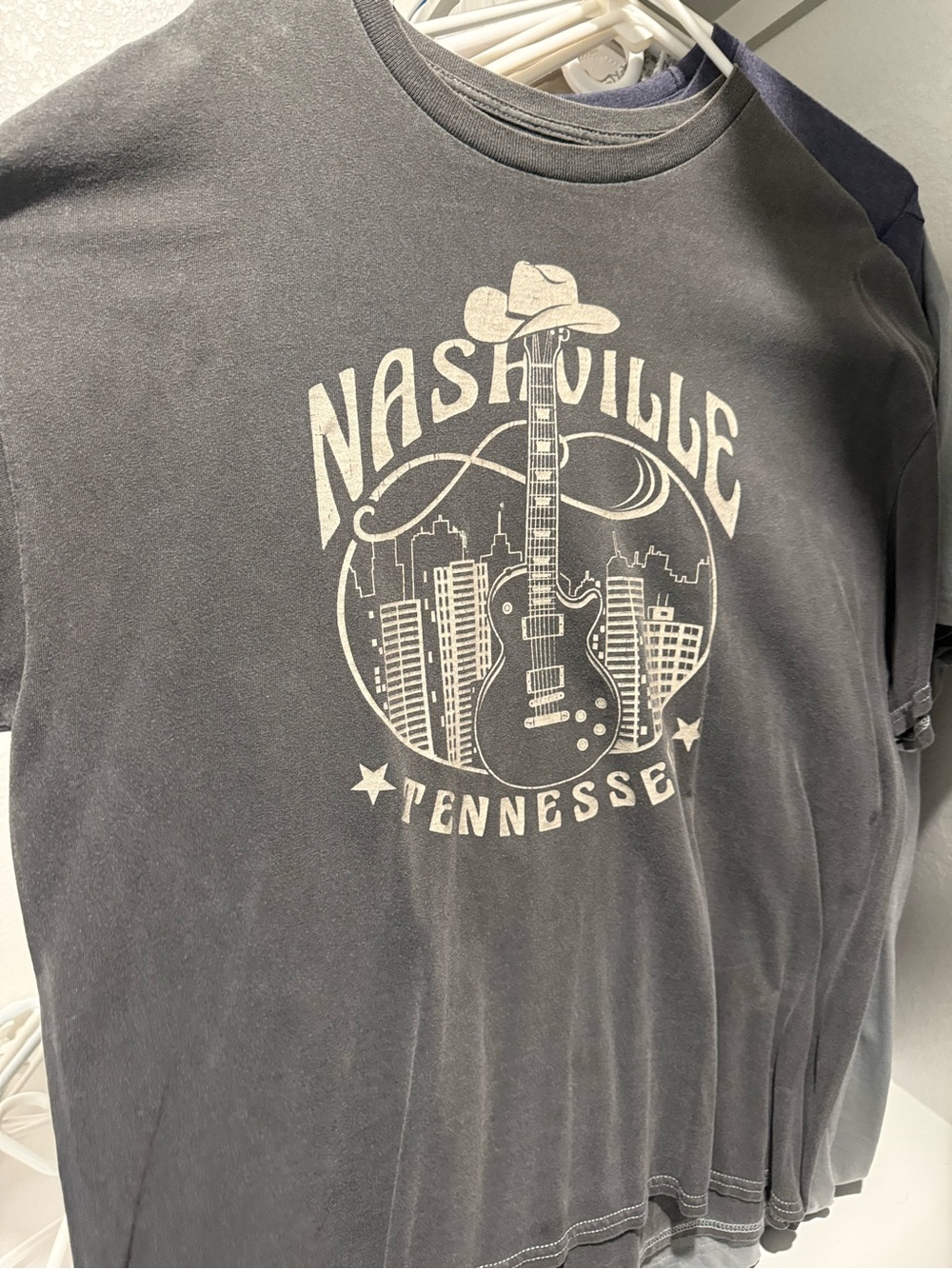 Nashville Tennessee Graphic Tee - Black